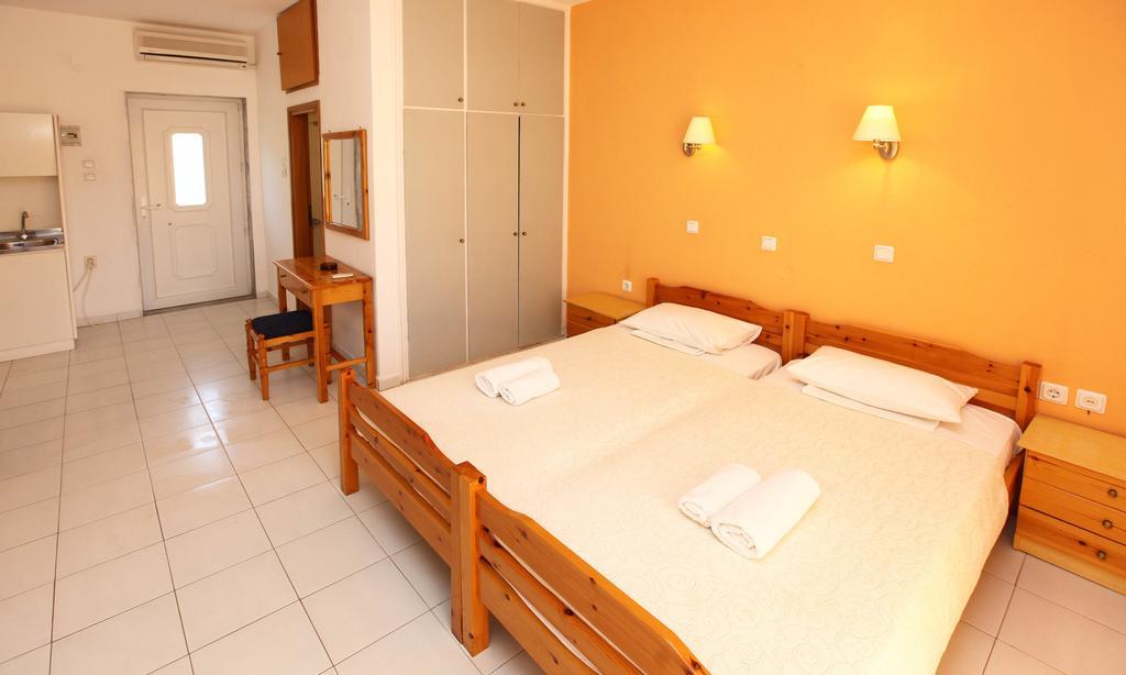 Amarilia Aparthotel Skala Rachoni  Bagian luar foto