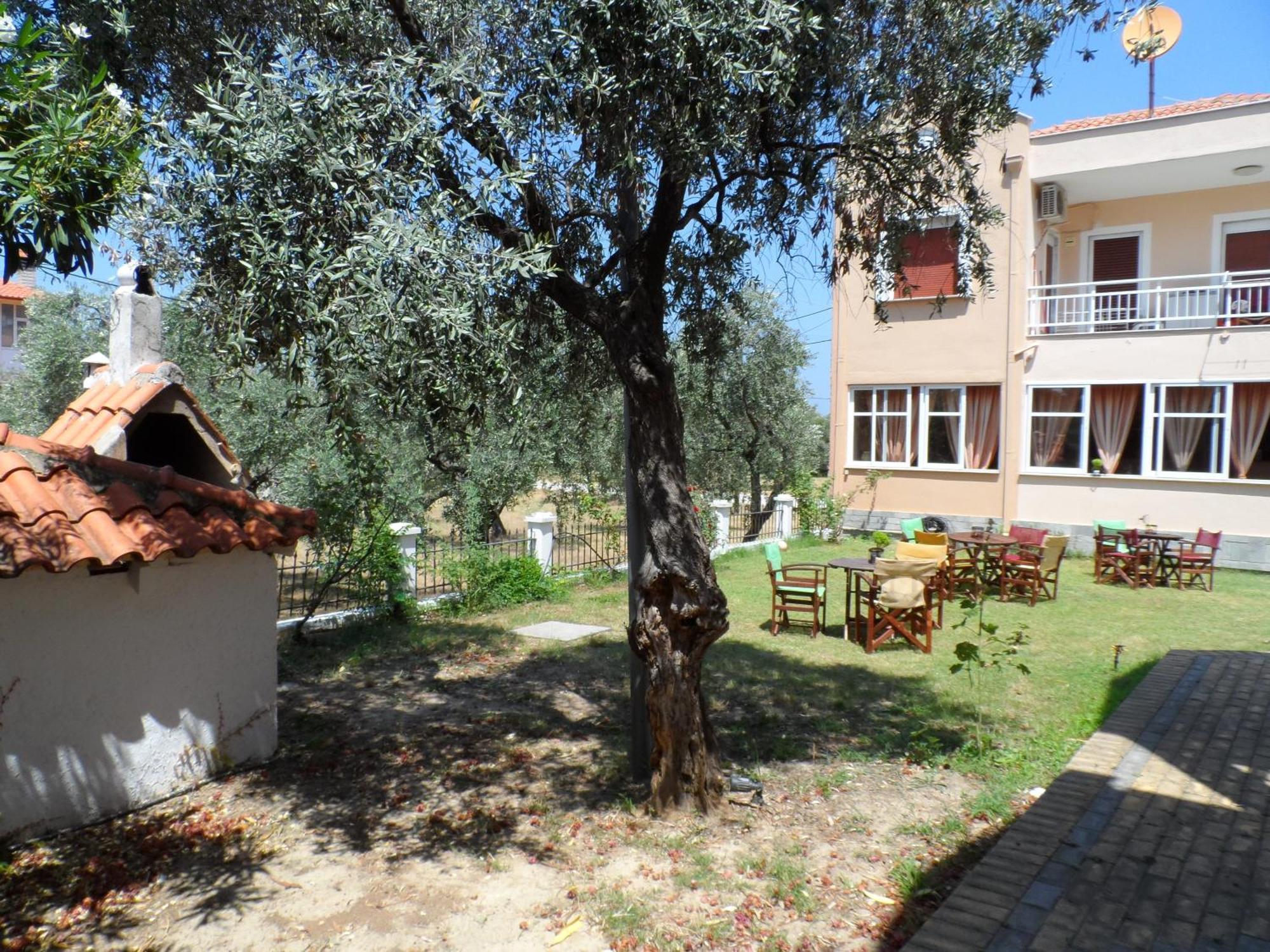 Amarilia Aparthotel Skala Rachoni  Bagian luar foto