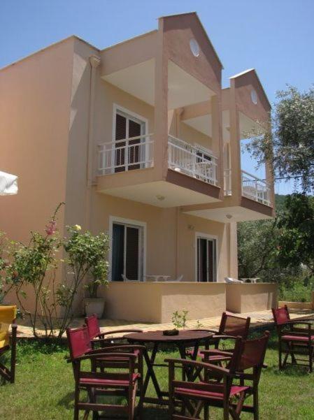 Amarilia Aparthotel Skala Rachoni  Bagian luar foto